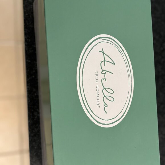 High Heels - Picture 5 of 5